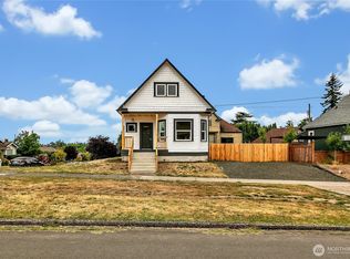 1215 N 10th St, Tacoma, WA