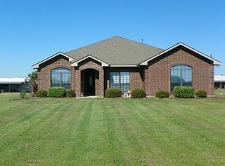 110 Cedar Creek Dr, Needville, TX 77461
