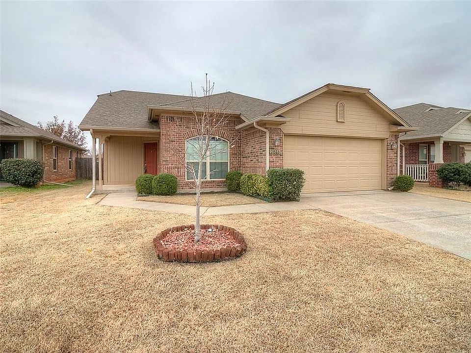 1st image of 2816 NW 183rd St