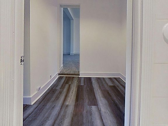 5th image of 11 Crugers Ave Floor 1