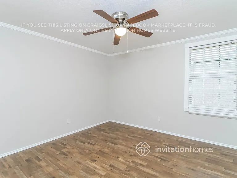 1412 Krista Dr — Photo 11