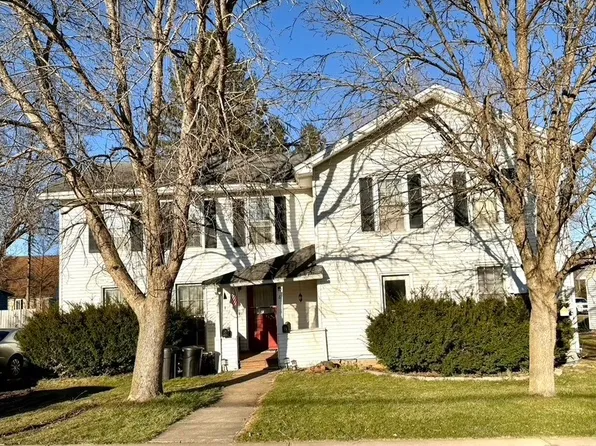 8 Greenwich St, Belmont, NY 14813