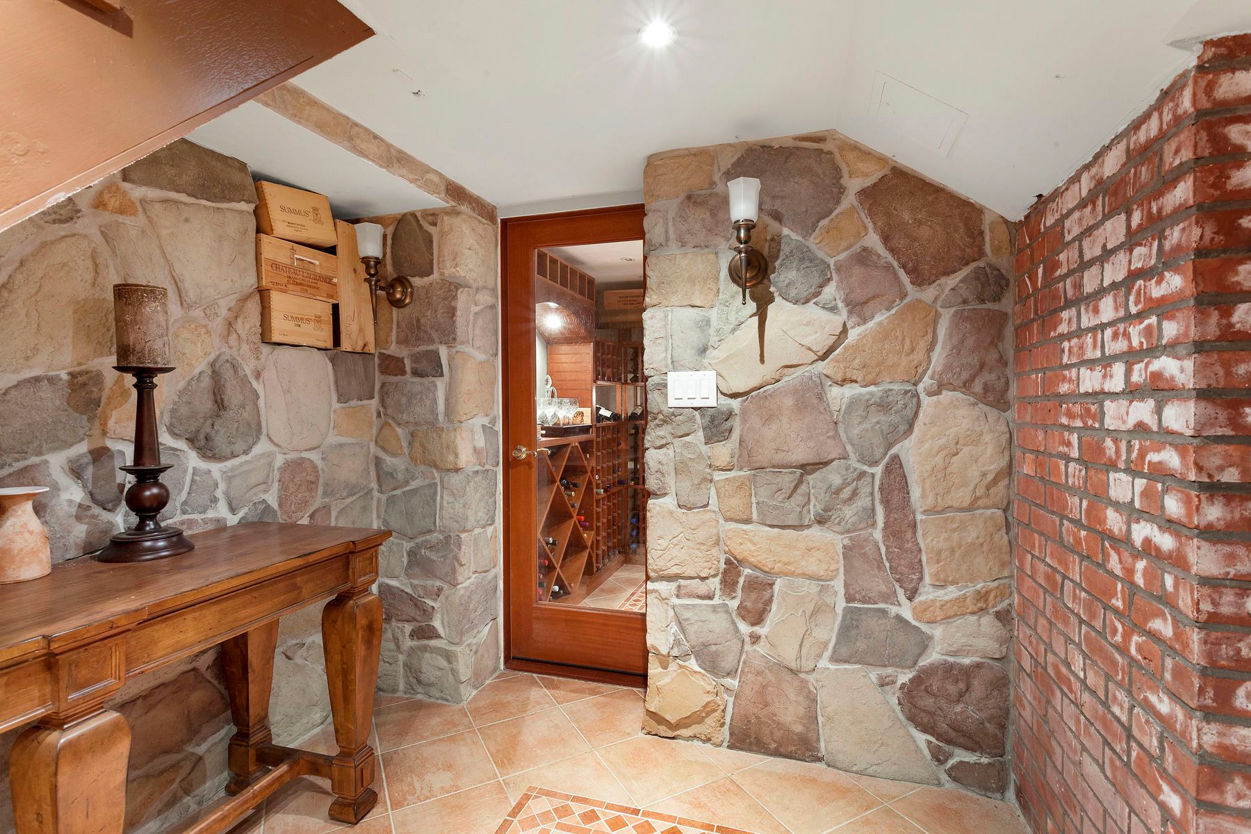 167 Oneck Ln, Westhampton Beach, NY 11978 Out East