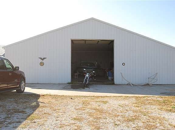 2nd image of 15769 Highway C