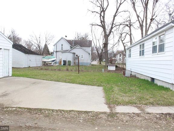 5th image of 1010 Rose Ave