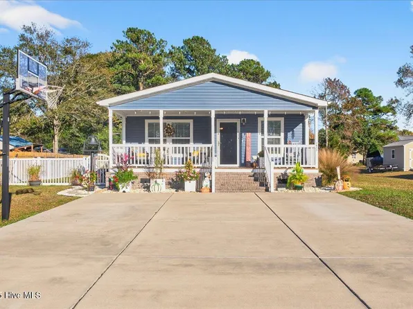 1617 Gate 1 Drive SW, Ocean Isle Beach, NC 28469