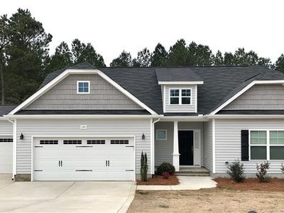 195 Almond Dr, Carthage, NC, 28327