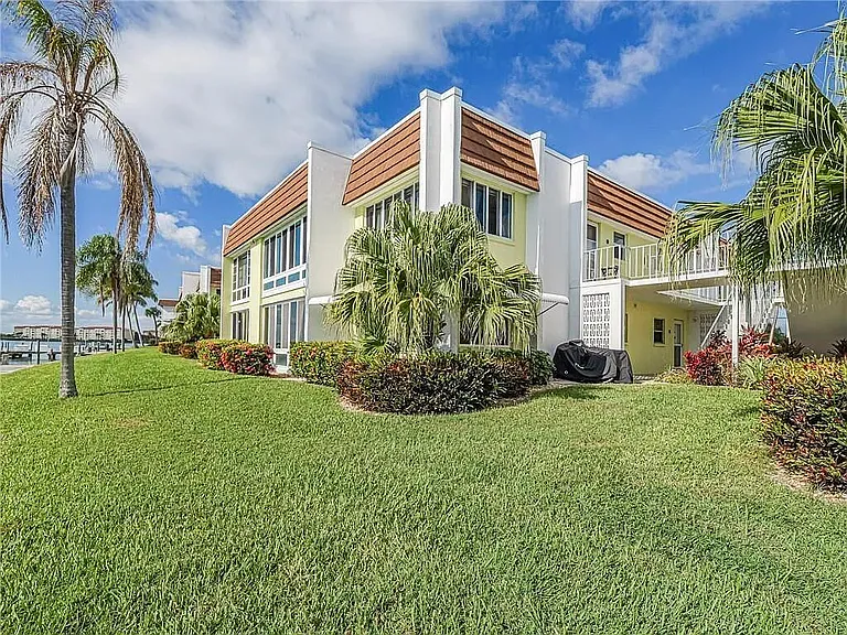 1315 Bayshore Dr #202 — Photo 7