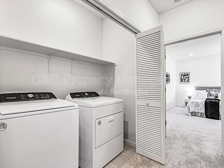 379 Lundy Pl — Photo 17