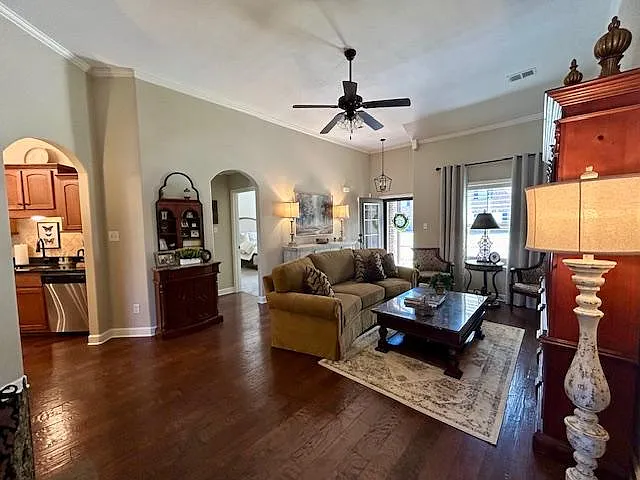 10394 Twisting Pine Ln — Photo 7