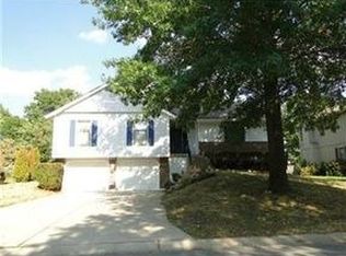 3808 SW 10th Street Ter, Blue Springs, MO 64015