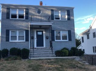 211 Walton St, Ridgewood, NJ 07450