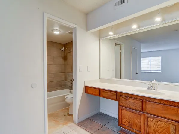 1701 E Katie Ave APT 95, Las Vegas, NV 89119