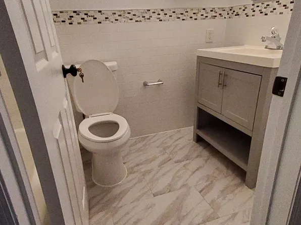 6001 Monroe Place image 6 of 17