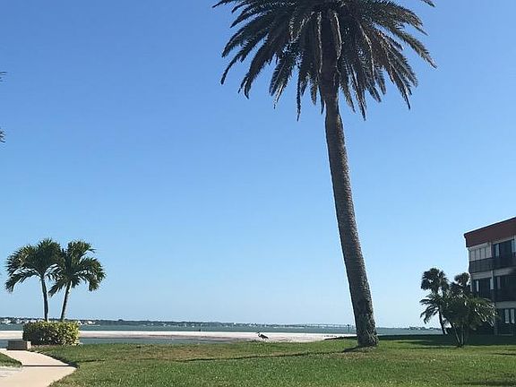 4th image of 830 S Gulfview Blvd APT 607