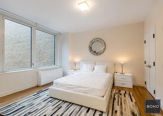 Rented by Bond New York | media 28