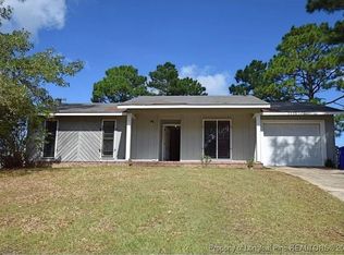 3333 Red Fox Rd, Spring Lake, NC 28390