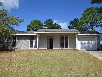 3333 Red Fox Rd, Spring Lake, NC, 28390