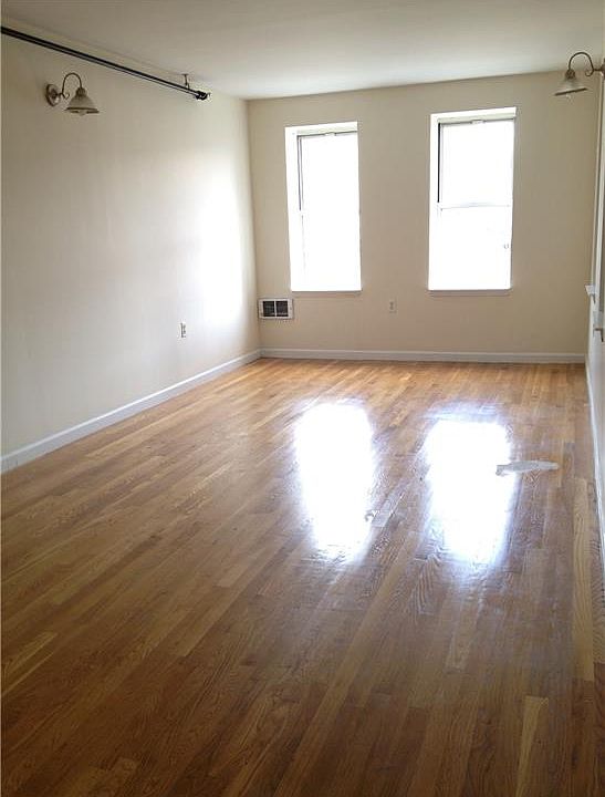 2nd image of 792 Sterling Pl APT 2K