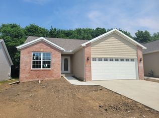 192 Cassidy Rd, Normal, IL 61761