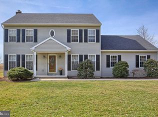 869 Fisher Rd, Mechanicsburg, PA 17055