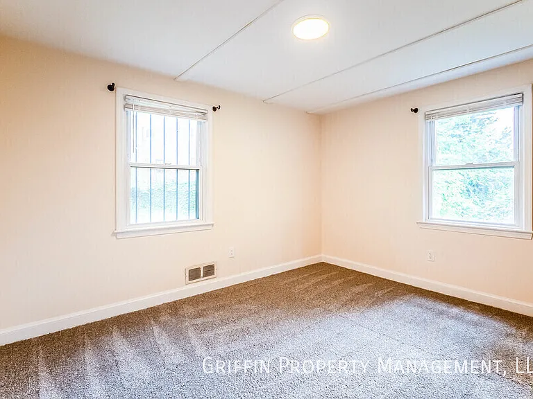 3505 Everest Dr — Photo 5