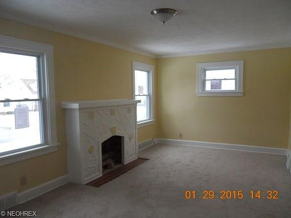 5th image of 8015 Pinegrove Ave
