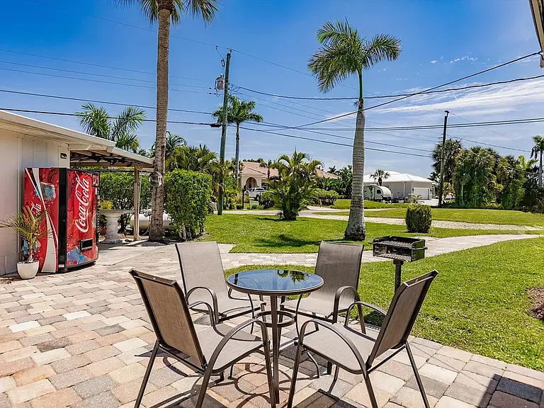 14621 McGregor Blvd — Photo 19