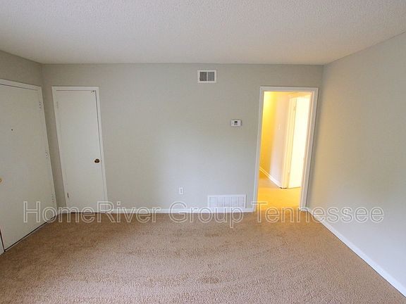 4th image of 4614 Pembine Dr