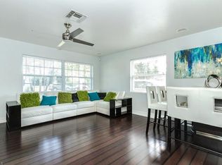 733 Pine Cone Ln, Naples, FL 34104