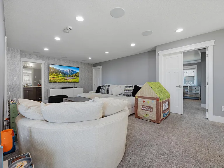 1305 Hainstock Way SW — Photo 28