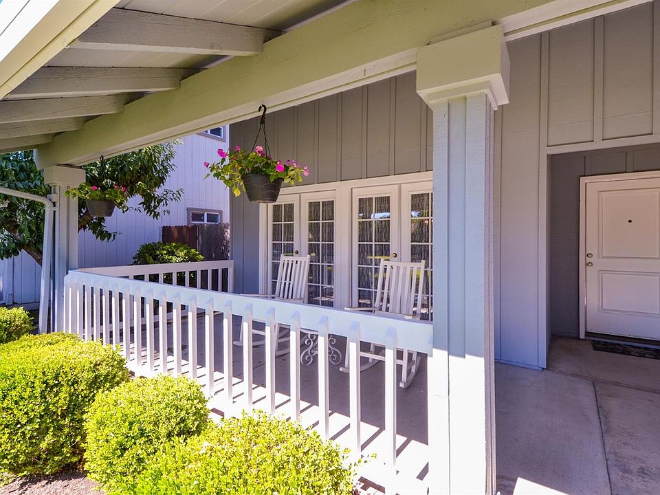1st image of 4584 Winding River Cir