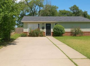 3603 S Hughes St, Amarillo, TX 79110