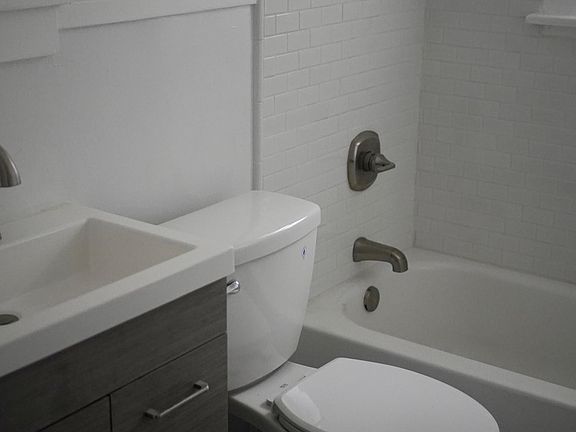 2nd image of 669 E Downington Ave