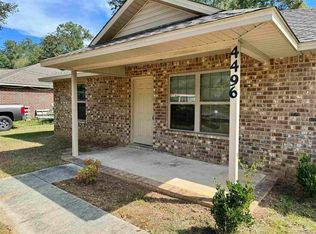 4496 Edgewood Dr, Milton, FL 32583