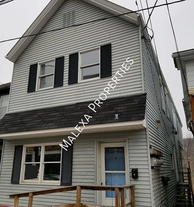 23 E Ridge St #1