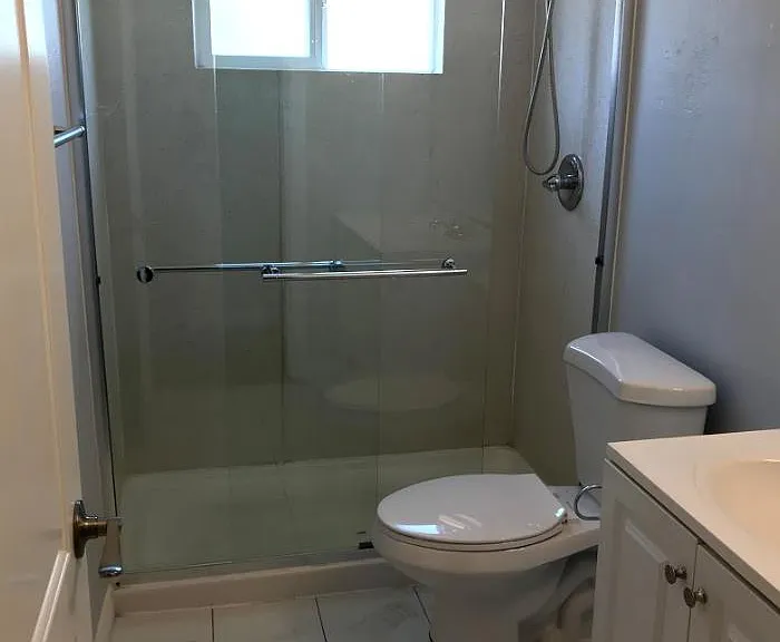 627 Marion Pl #4 — Photo 5