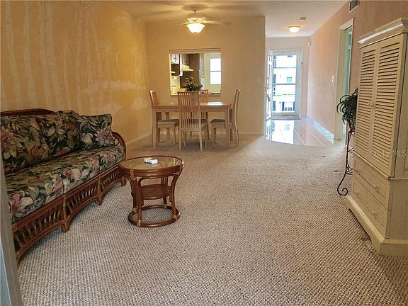5th image of 300 Glennes Ln APT 204
