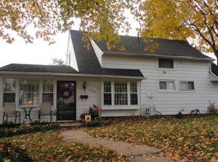 9240 Andover Rd, Philadelphia, PA 19114