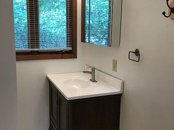 Main floor bathroom vanity