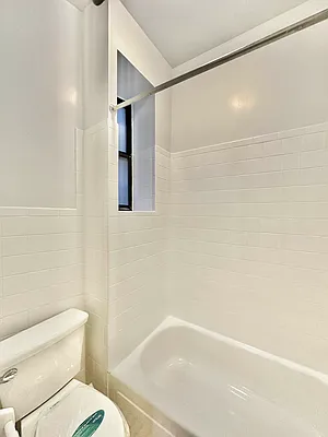 Rented by Waverly Realty Associates | media 21