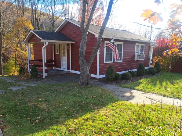 60 Well Sweep Ln, Chester, NY 10918