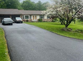 56 N Oneil St, Mohnton, PA 19540