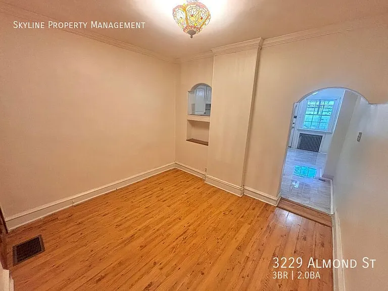 3229 Almond St — Photo 4