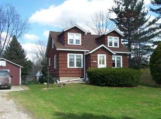 2824 Beach Rd, Port Huron, MI 48060