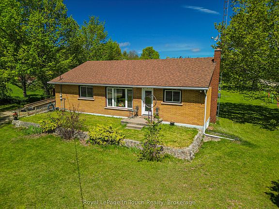 2nd image of 859 Cedar Point Rd
