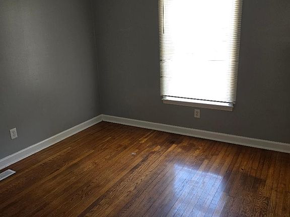4th image of 617 Columbia Ave