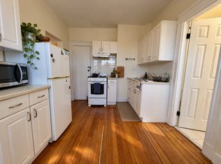 279 Harvard St APT 33, Cambridge, MA 02139