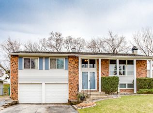 1521 William Clifford Ln, Elk Grove Village, IL 60007