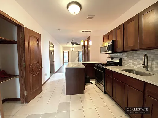 Rented by ZealEstate Group Inc | media 19